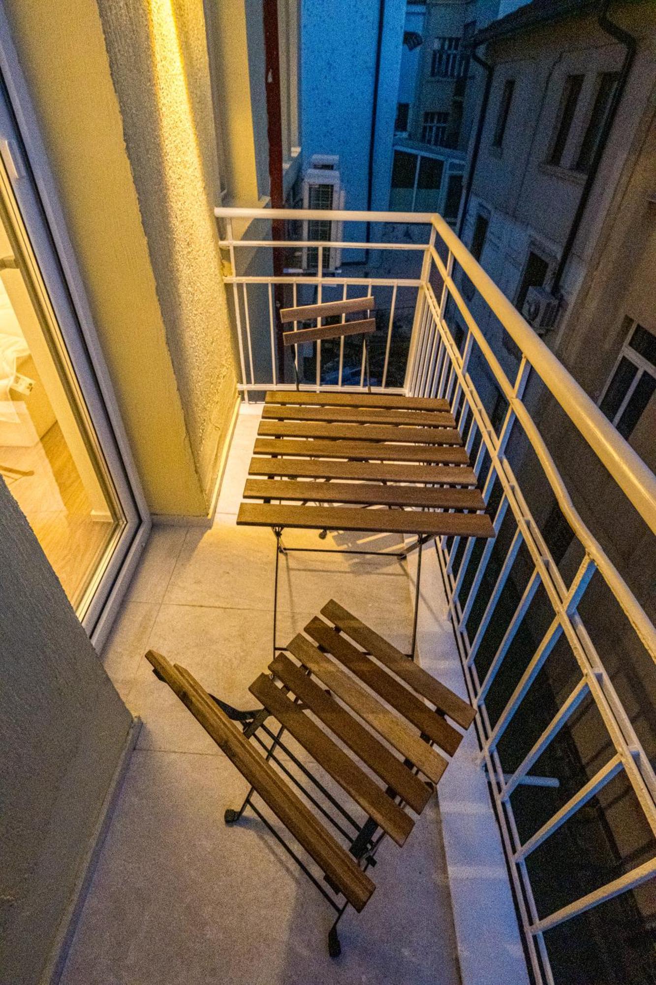South 22 - Brand New Modern 1Bd Apt In Sofia Center Appartement Buitenkant foto